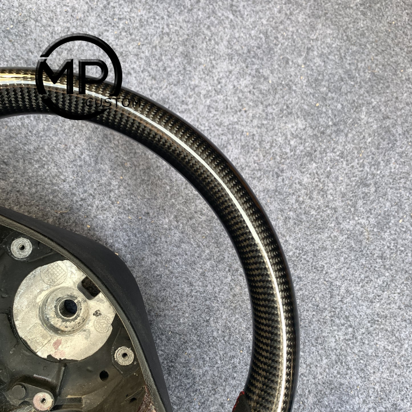 MPCUSTOM Fit For Maserati Spyder 4200 M138 GT Cambiocorsa carbon fiber steering wheel black Alcantara