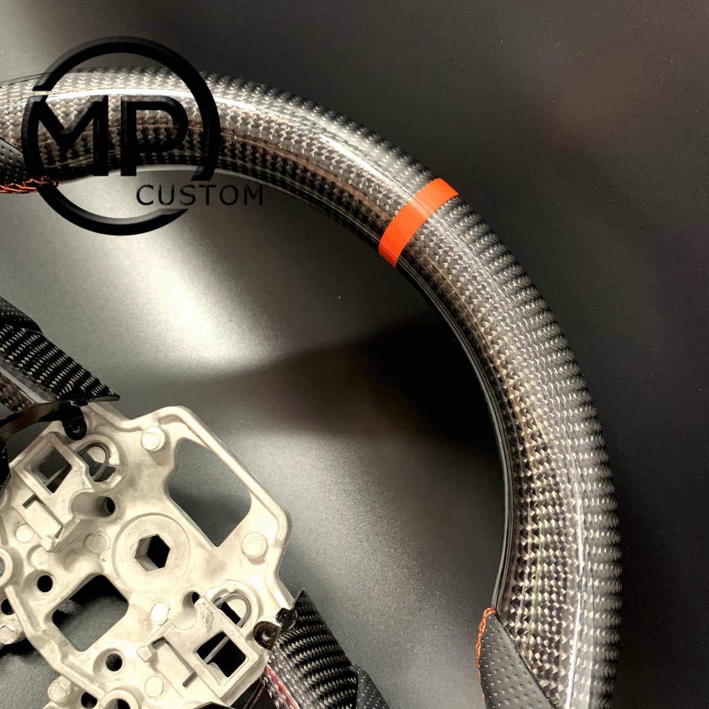 MPCUSTOM Fit For Ford mustang SHELBY GT350R 2018-2023 EcoBoost/GENUINE2018-2021 carbon fiber steering wheel black perforated leather orange center line