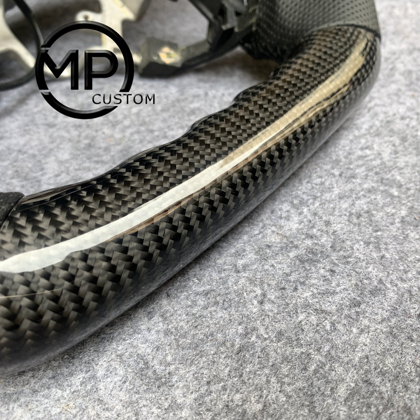 MPCUSTOM Fit For Toyota Camry Highlander ACV40 2007-11 carbon fiber steering wheel black perforated leather