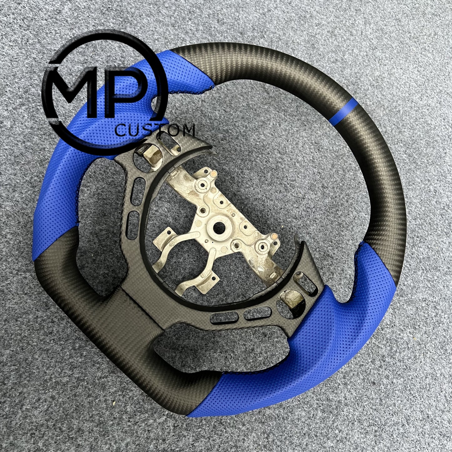 MPCUSTOM Fit For NISSAN GTR R30 2009-2016 matte carbon fiber steering wheel blue perforated leather blue line