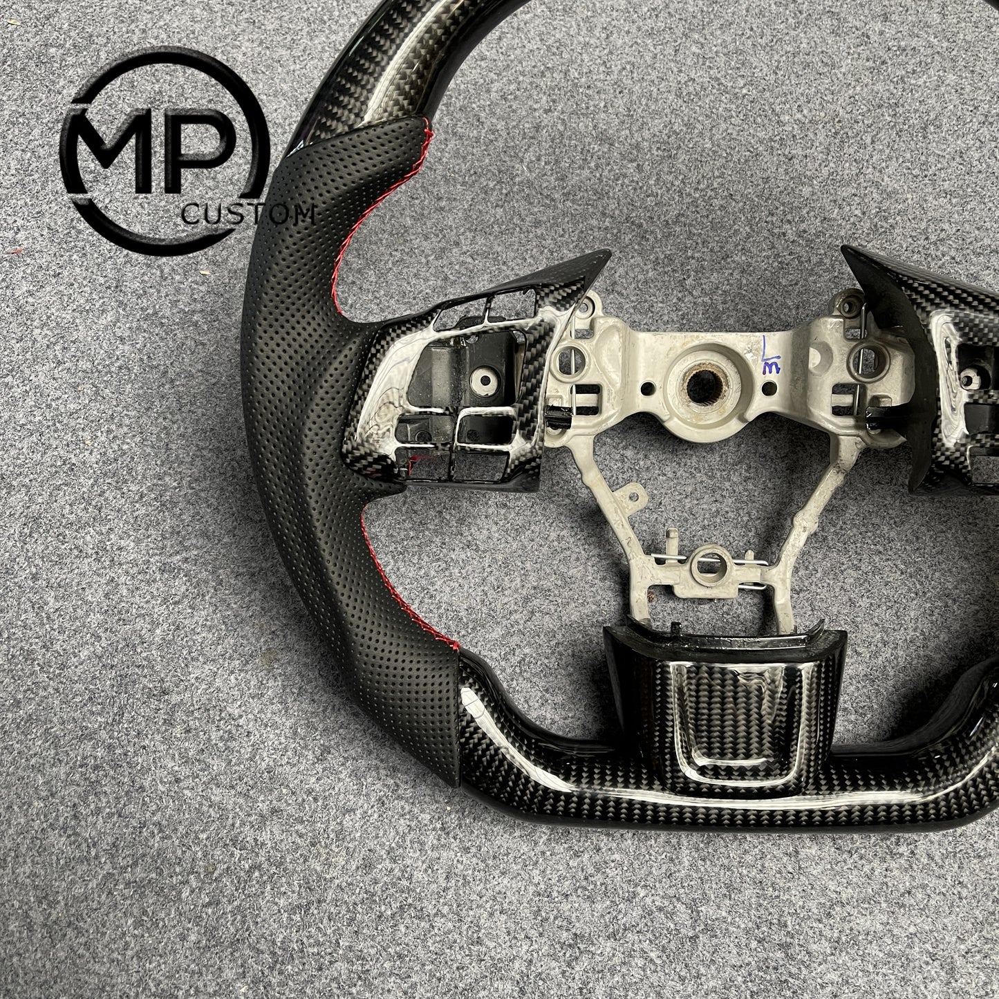 MPCUSTOM Fit For Subaru WRX/STI 2015-2022 carbon fiber steering wheel black perforated leather red center line