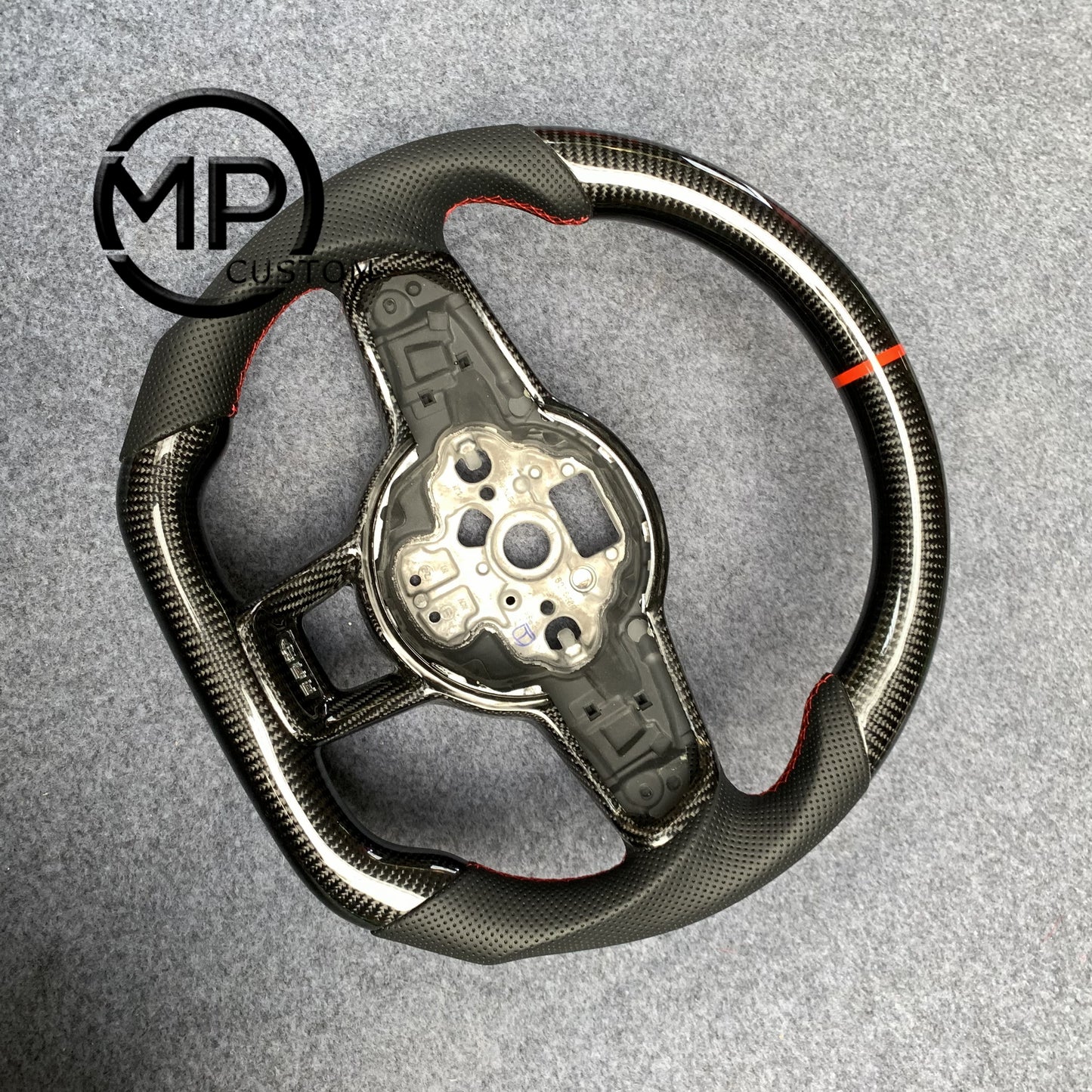 MPCUSTOM Fit For Volkswagen Golf 7 GTI Golf R MK7 VW Polo GTI Scirocco 2015 2016 carbon fiber steering wheel black perforated leather red center line