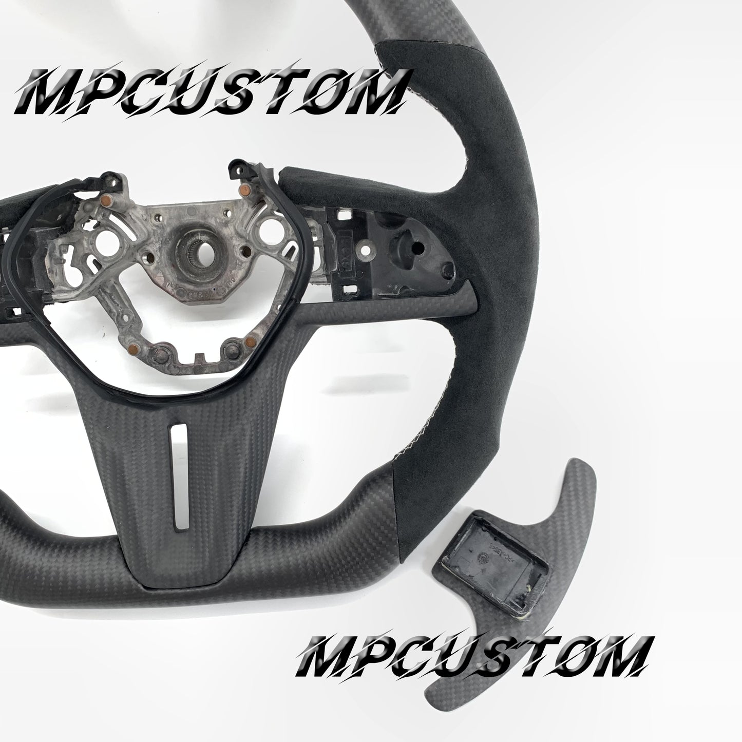 Mpcustom for Nissan GTR R35 2017+ carbon fiber steering wheel matte and white stitching
