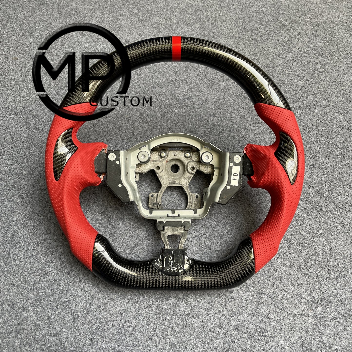 MPCUSTOM Fit For  Nissan 370Z 2010-2021 Nismo/Juke/Z34 /Maxima/infiniti gloss carbon fiber steering wheel red perforated leather red line thumb grips