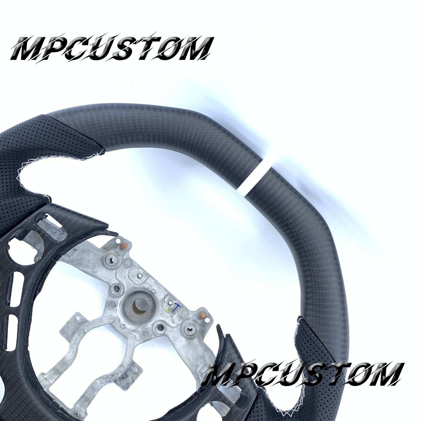 Mpcustom Nissan GTR R35 2009-2016 carbon fiber steering wheel white stripe line