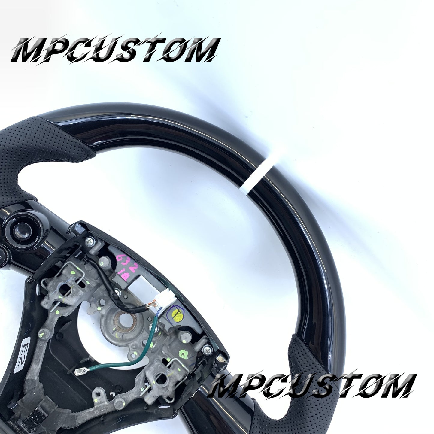 Mpcustom for Toyota IQ carbon fiber steering wheel gloss