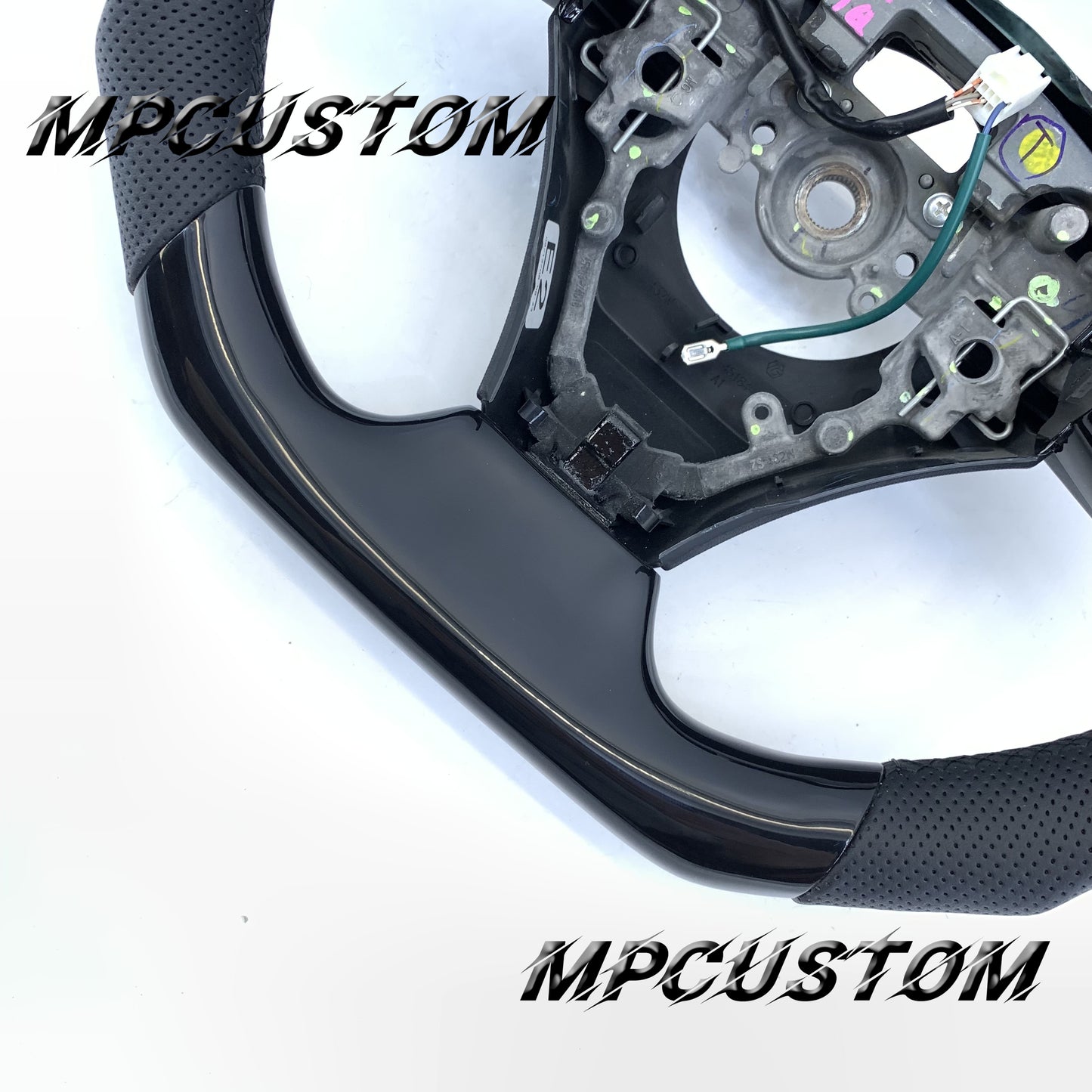 Mpcustom for Toyota IQ carbon fiber steering wheel gloss