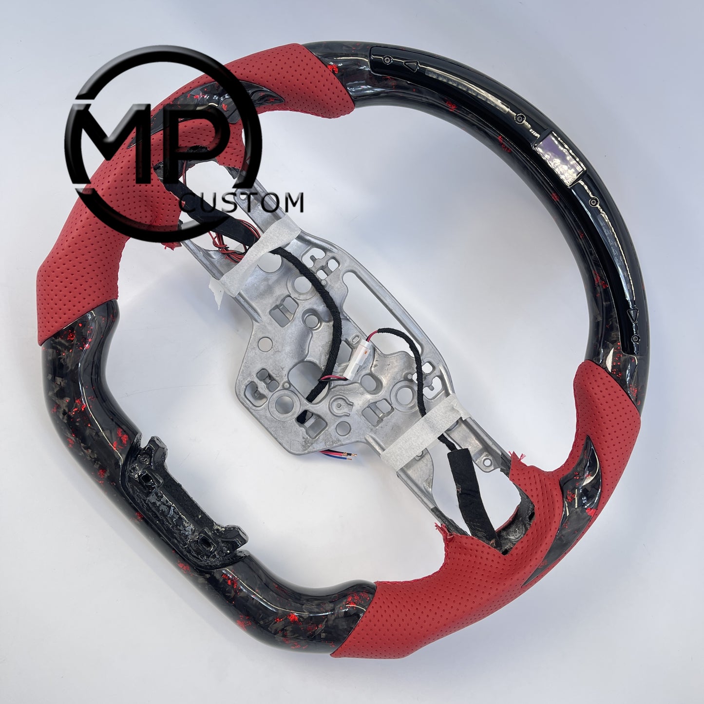 MPCUSTOM Fit For Ford mustang GT 2024 forged carbon fiber with red flakes steering wheel red perforated leather Led