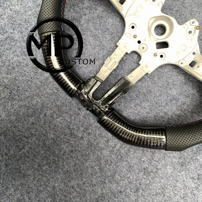 MPCUSTOM Fit For BMW BMW M2 F87 M3 F80 M4 F82 F83 M5 F10 M6 F06 F12 F13 X5 M F85 X6 M F86 carbon fiber steering wheel black perforated leather BMW three-color center line