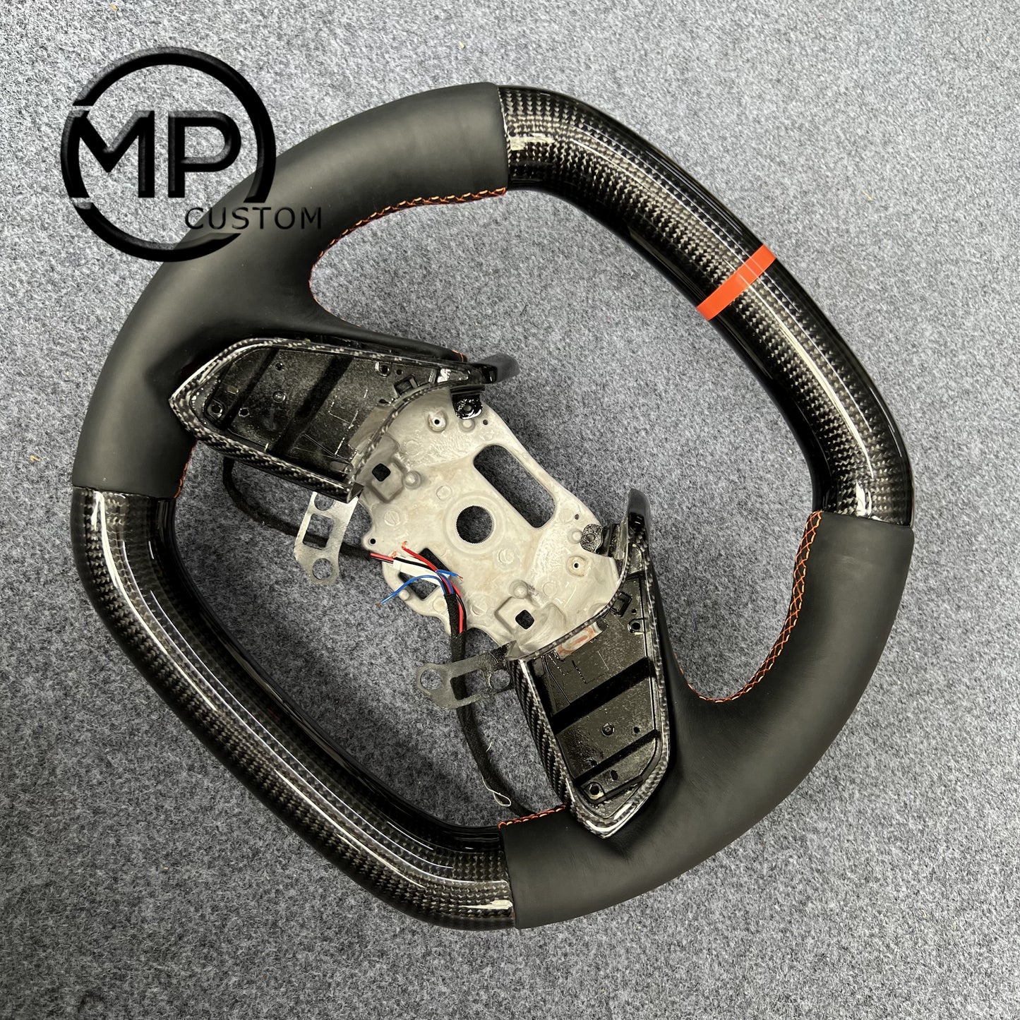 MPCUSTOM Fit For Chevrolet Corvette C8 2020+ carbon fiber steering wheel black smooth leather orange center line heating function
