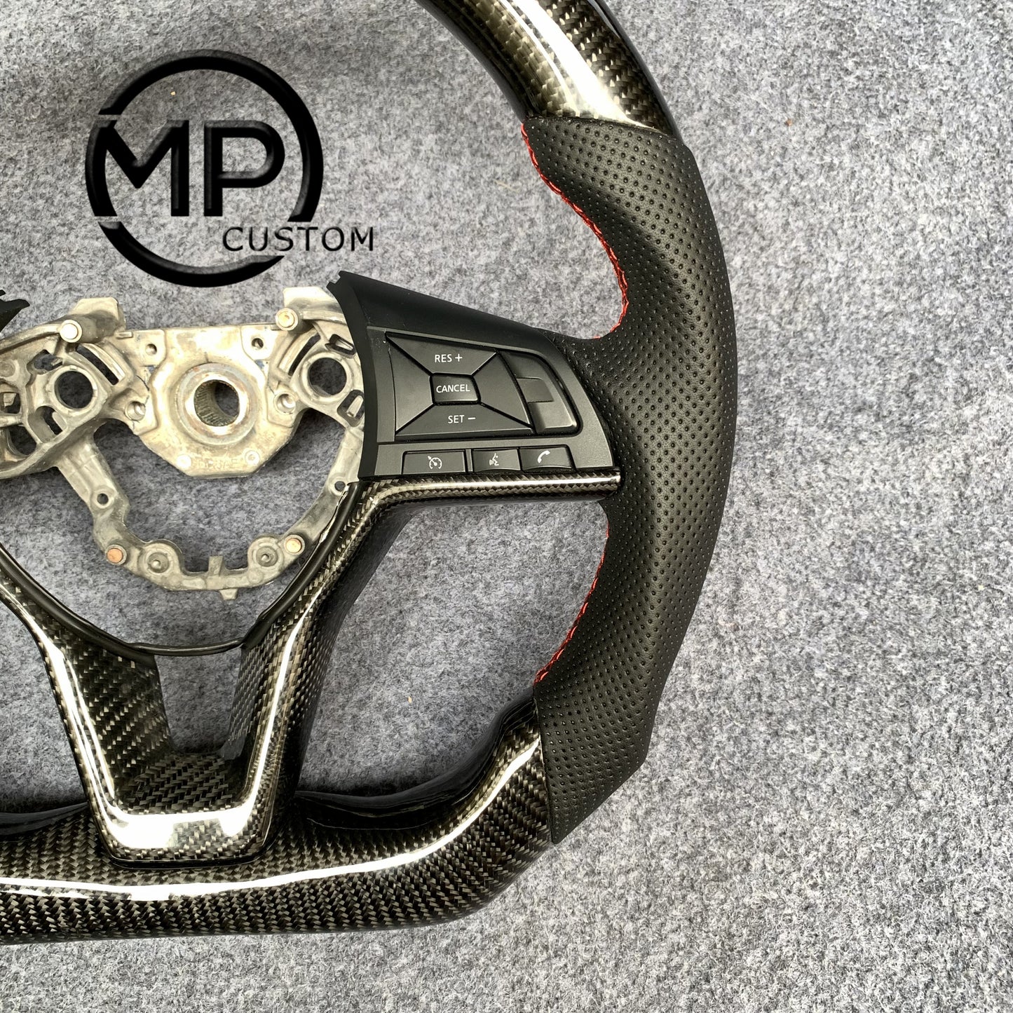 MPCUSTOM Fit For Nissan 2019-2025 Sylphy Altima Versa Sentra carbon fiber steering wheel black perforated leather
