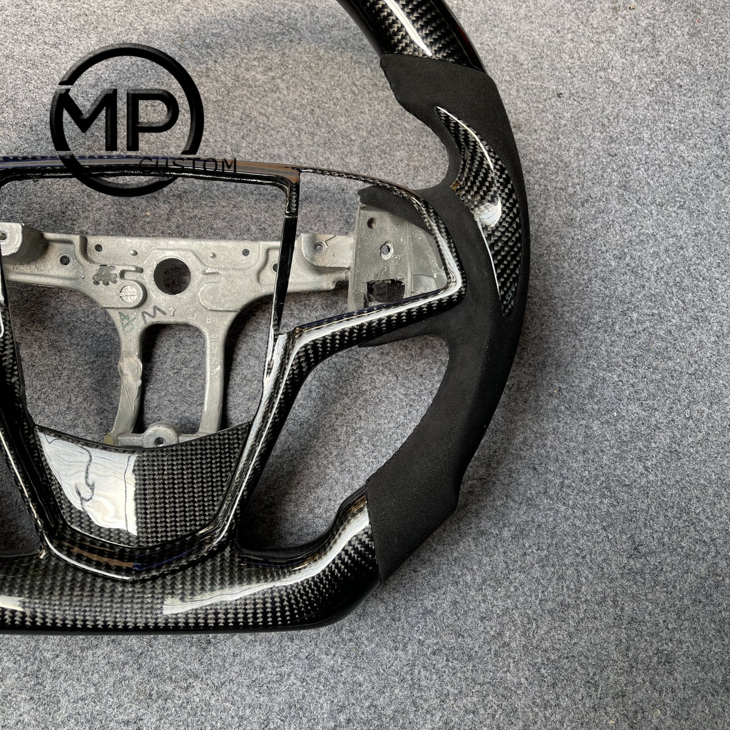 MPCUSTOM Fit For Cadillac ATSV ATS cts 2015-2019 carbon fiber steering wheel black Alcantara thumb grips