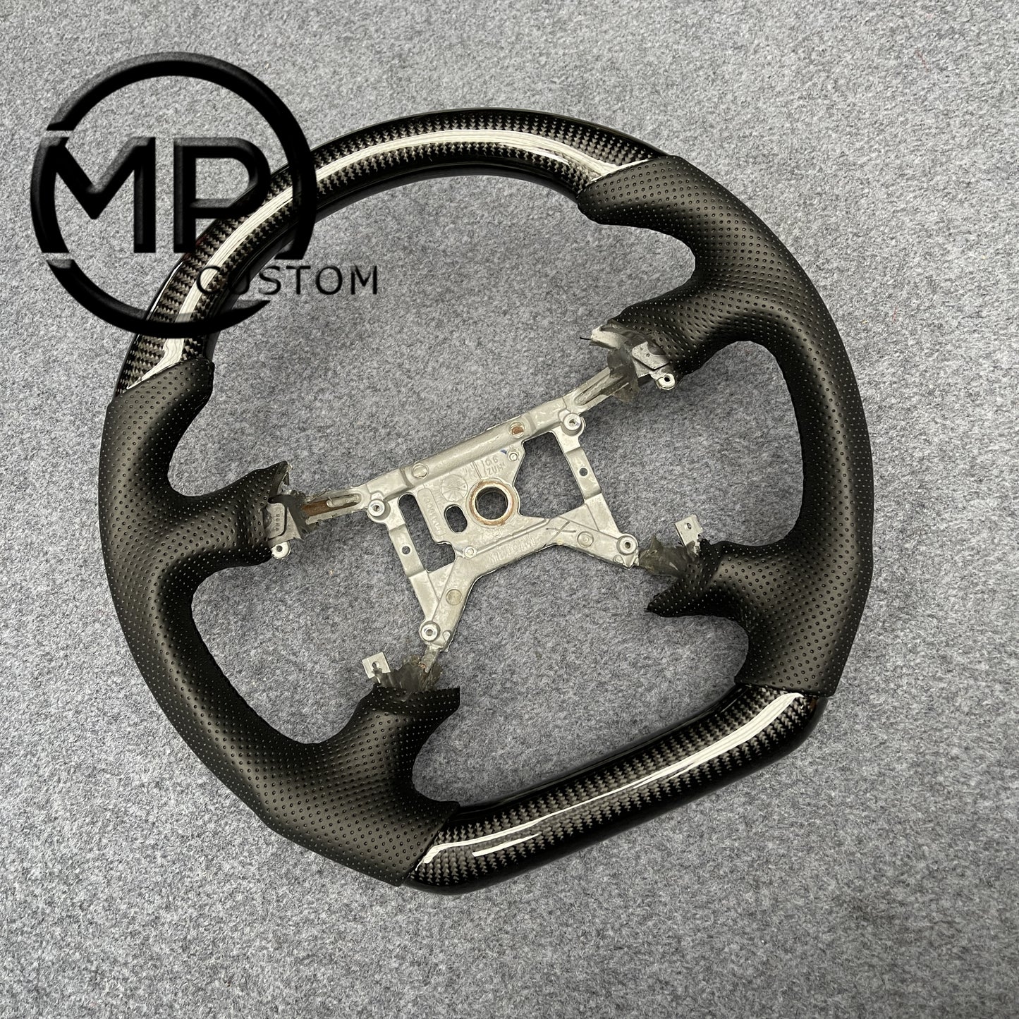 MPCUSTOM Fit For Ford mustang GT 1999-2004 carbon fiber steering wheel black perforated leather