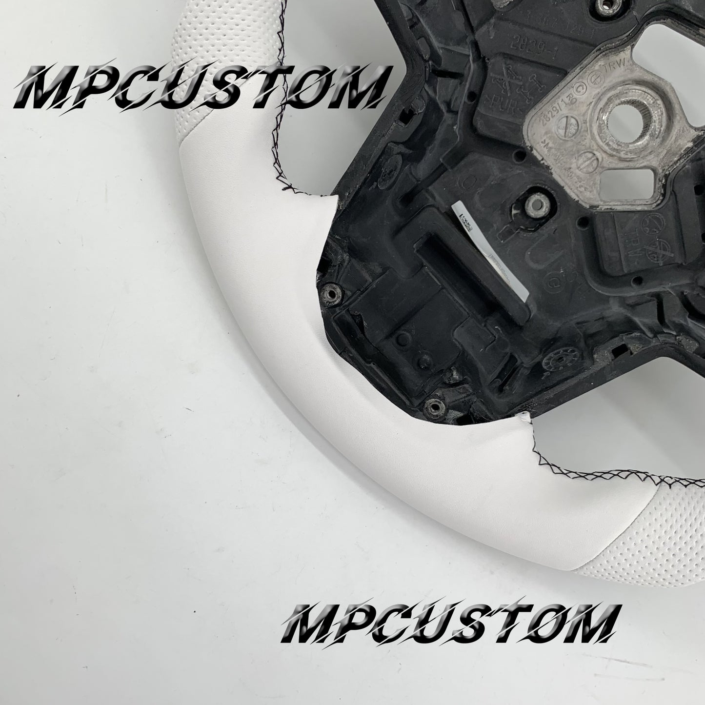 Mpcustom for Toyota Supra 2020 carbon fiber steering wheel round top and white perforated leather