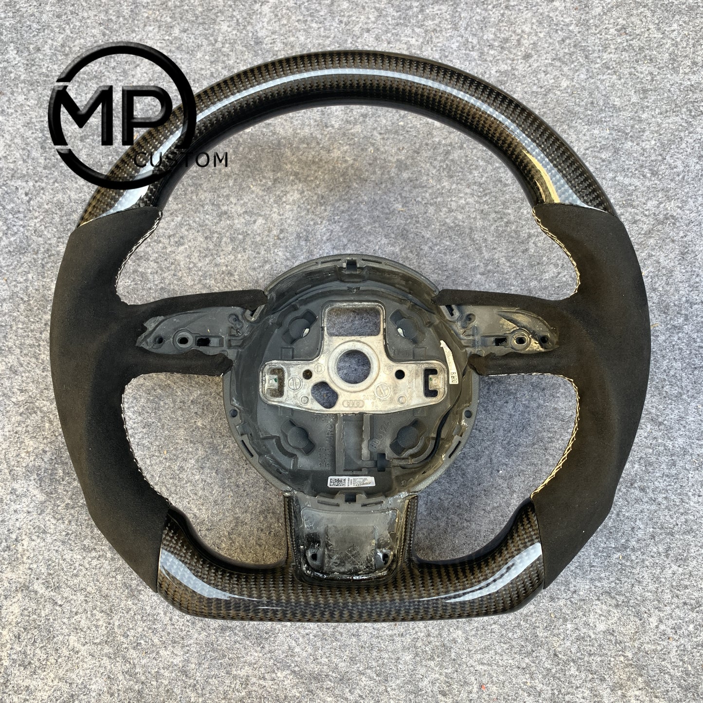MPCUSTOM Fit For Audi B8A3/A4/A5/S3/S4/S5/Avant/quattro (2016-2025)/Cabriolet (2017-2025)/Q2&nbsp;(2017-2026) carbon fiber steering wheel black perforated leather
