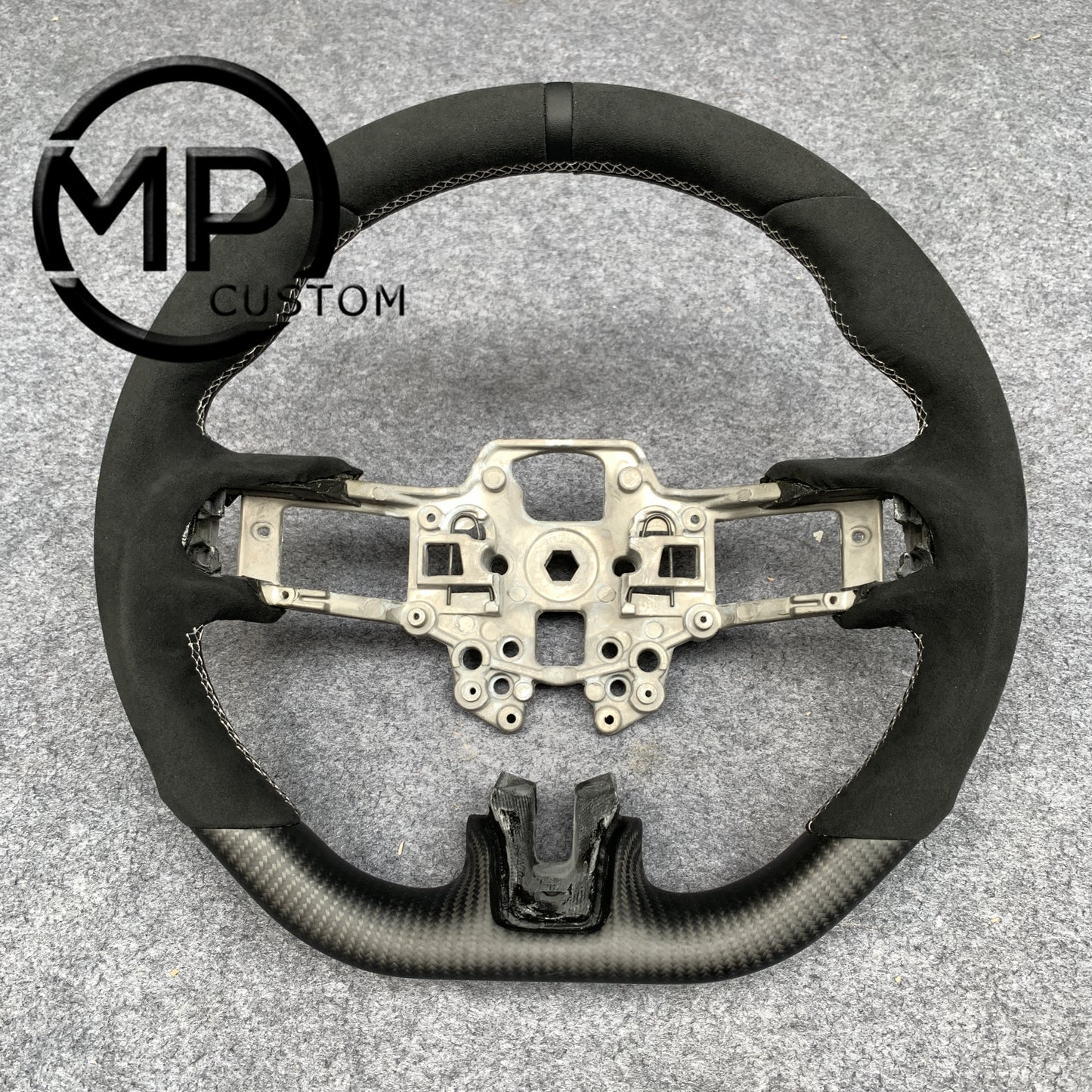 MPCUSTOM Fit For Ford mustang SHELBY GT350R 2018-2023 EcoBoost/GENUINE2018-2021 carbon fiber steering wheel black Alcantara black center line