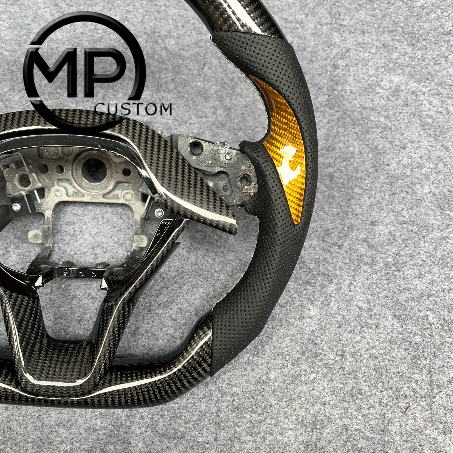 MPCUSTOM Fit For Honda 10th gen Accord/EXL EX LX 2018-2022/Insight 2019-2021 red carbon fiber steering wheel black perforated leather thumb grips