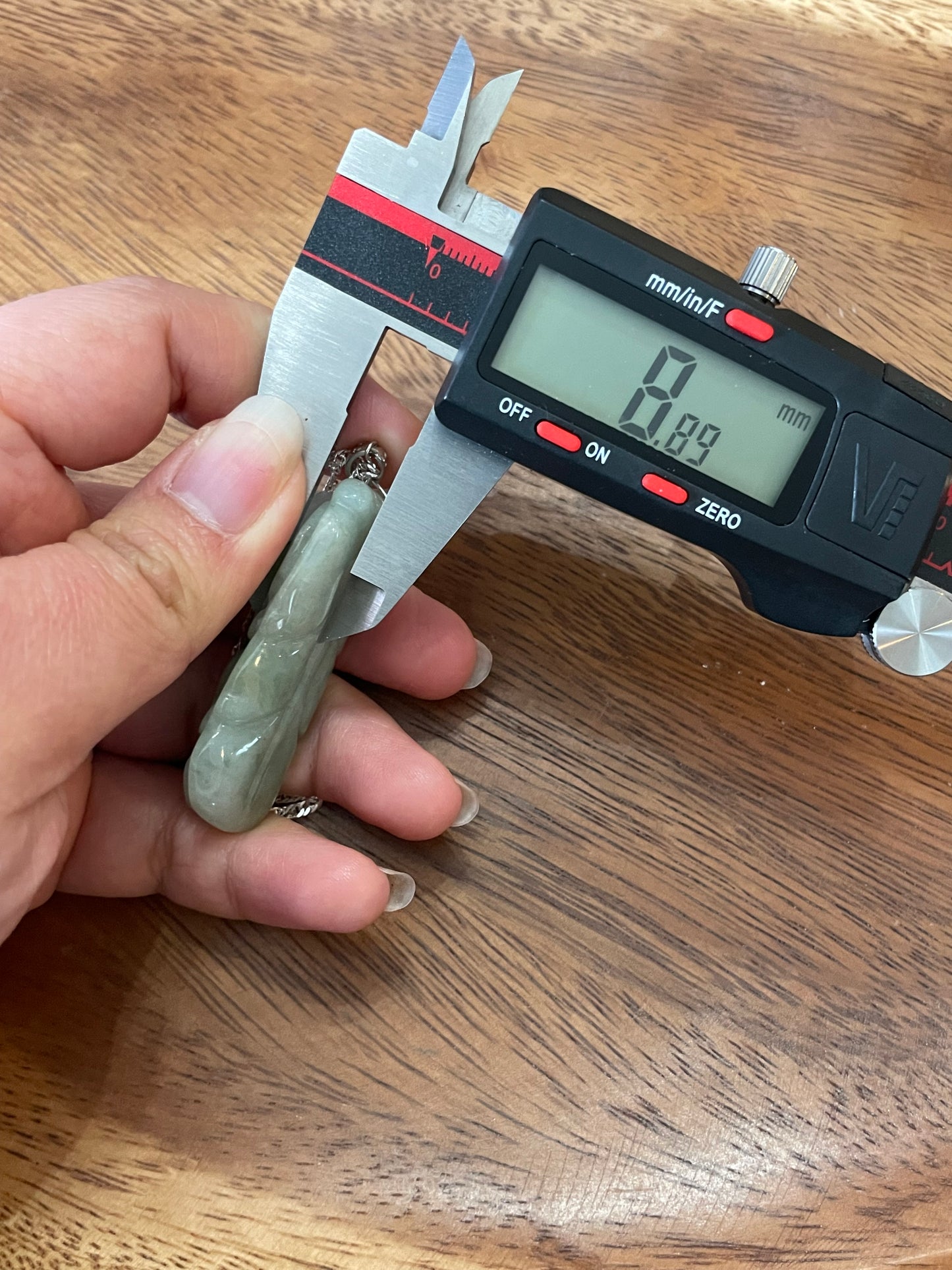 MPCUSTOM Fit For 2012-14CamryHighlanderACV50 carbon fiber steering wheel black perforated leather red center line