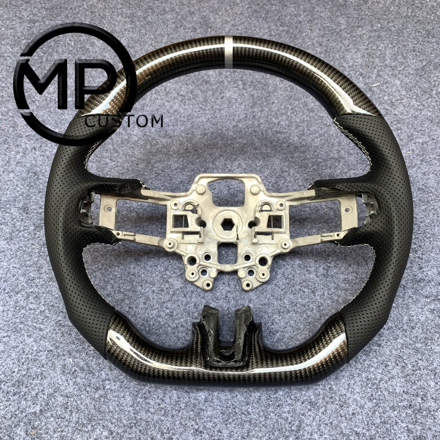 MPCUSTOM Fit For Ford mustang GT 2015-2017 gloss carbon fiber steering wheel black perforated leather white center line
