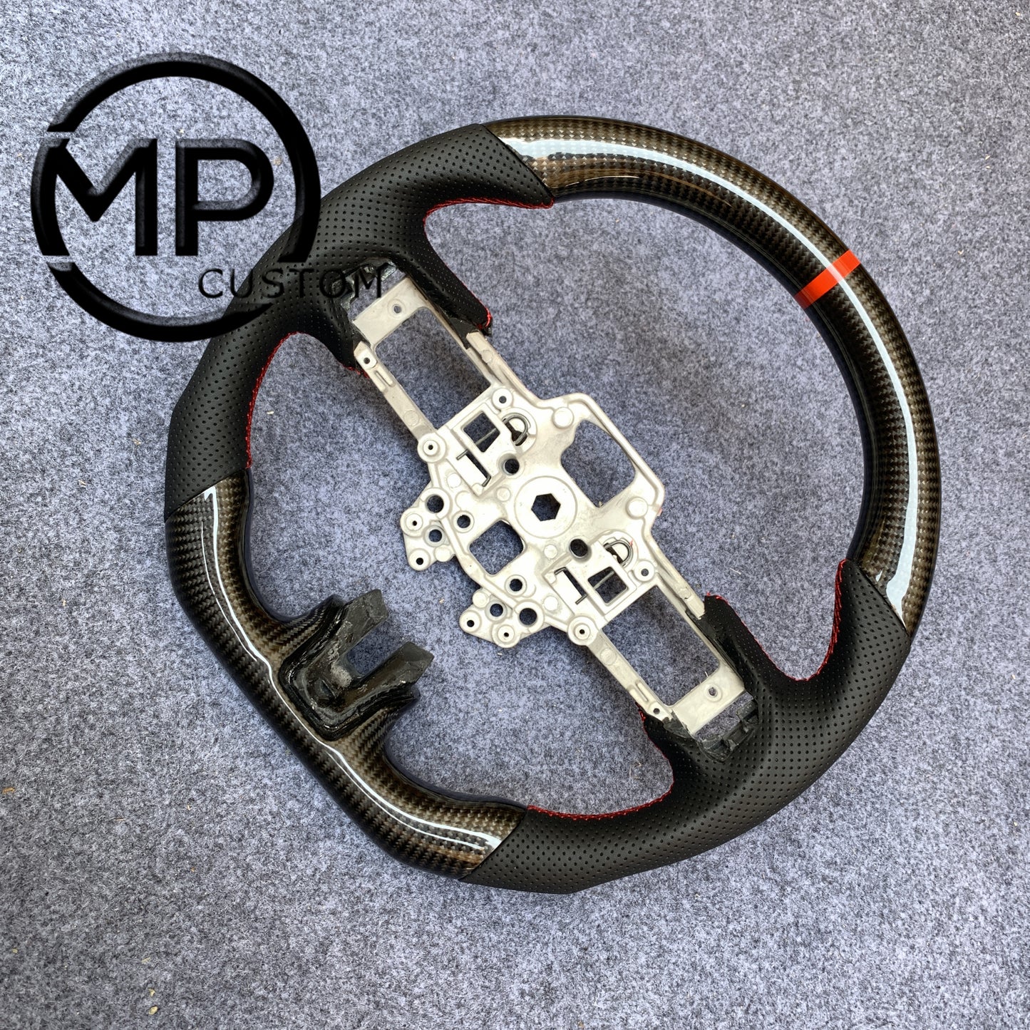 MPCUSTOM Fit For Ford mustang GT 2015-2017 gloss carbon fiber steering wheel black perforated leather red center line