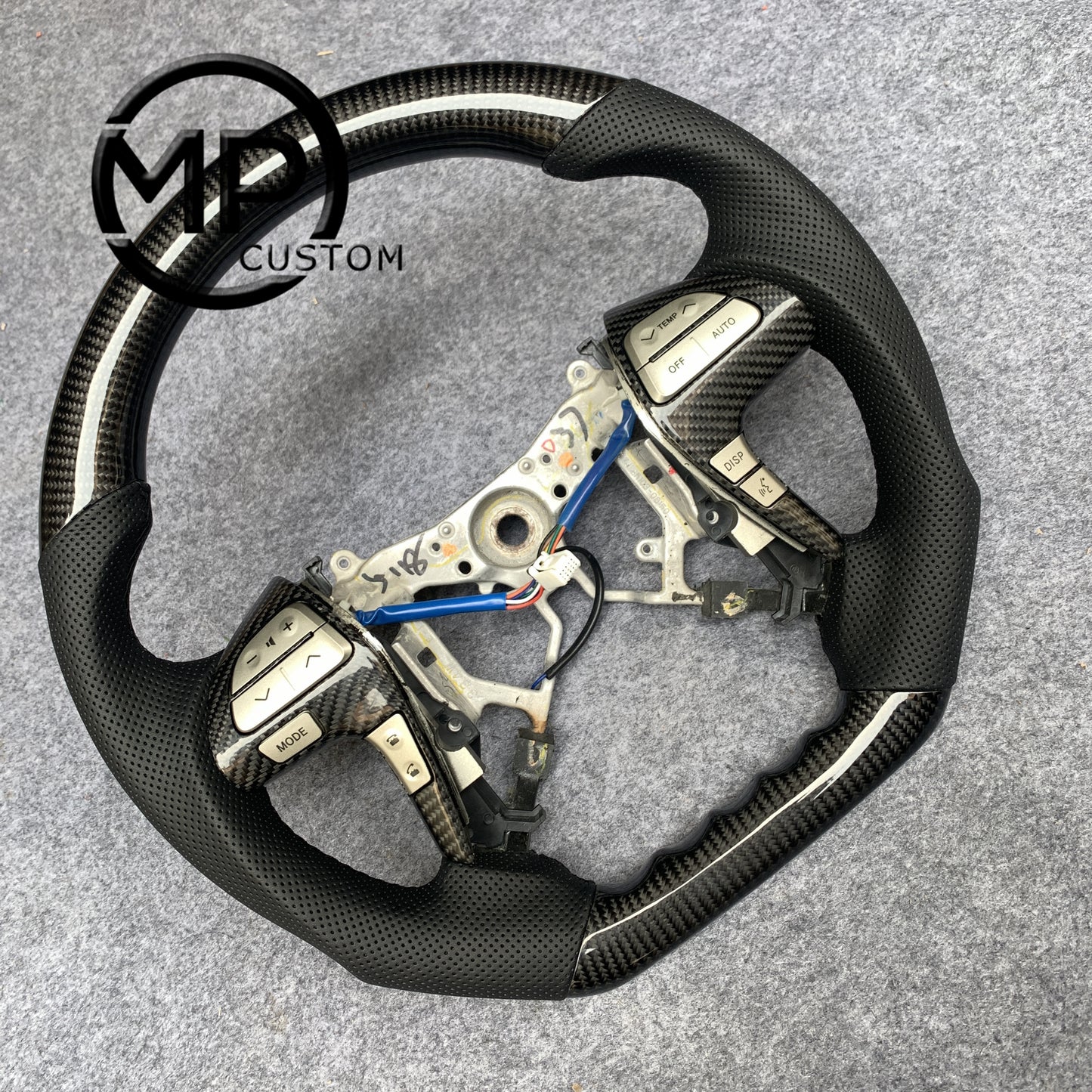 MPCUSTOM Fit For Toyota Camry Highlander ACV40 2007-11 carbon fiber steering wheel black perforated leather