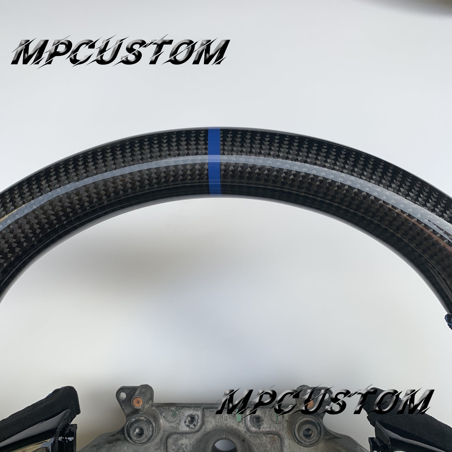 Mpcustom for Infiniti G35 2003-2006 carbon fiber steering wheel gloss and round top