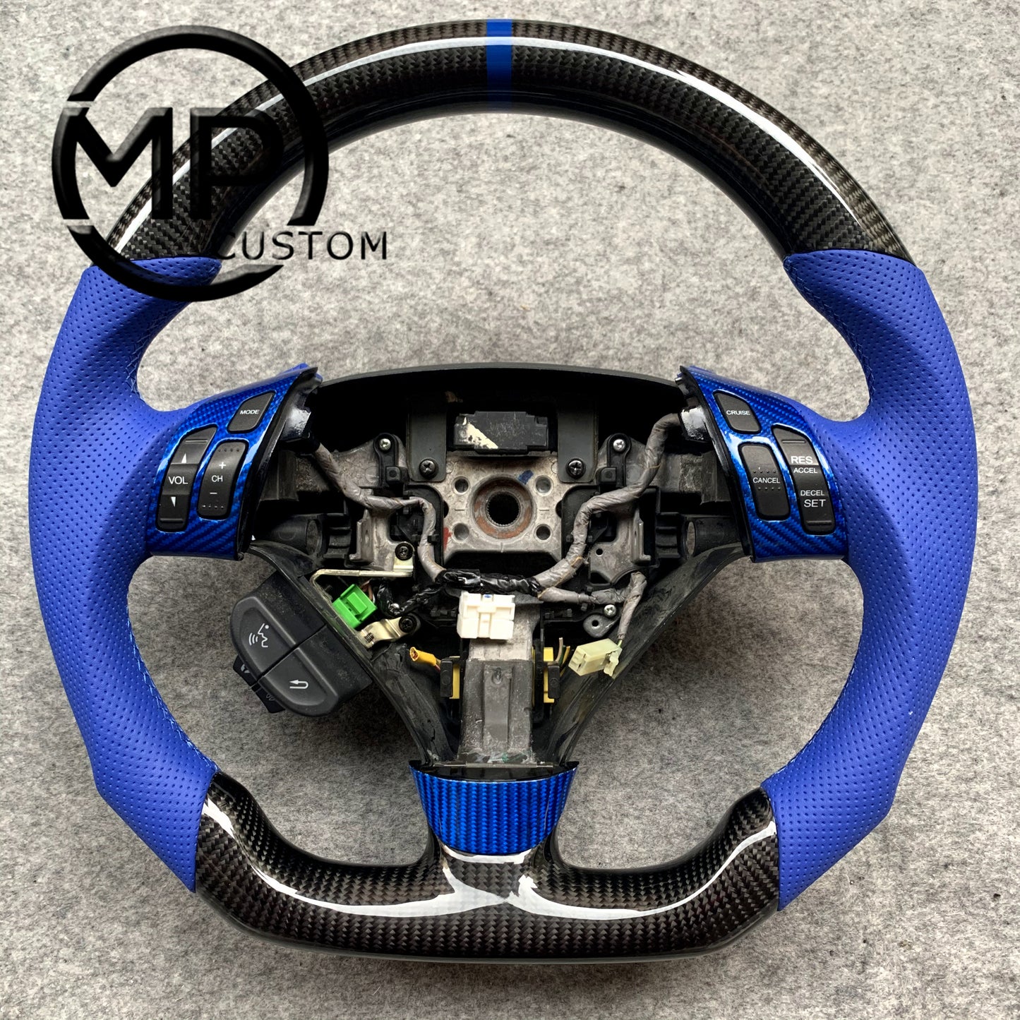 MPCUSTOM Fit For Honda 7th gen&nbsp; Accord Sedan TESTED LX 2003-2007/Inspire/Accord UC1 UC3 CM5 CM6 carbon fiber steering wheel blue perforated leather blue center line
