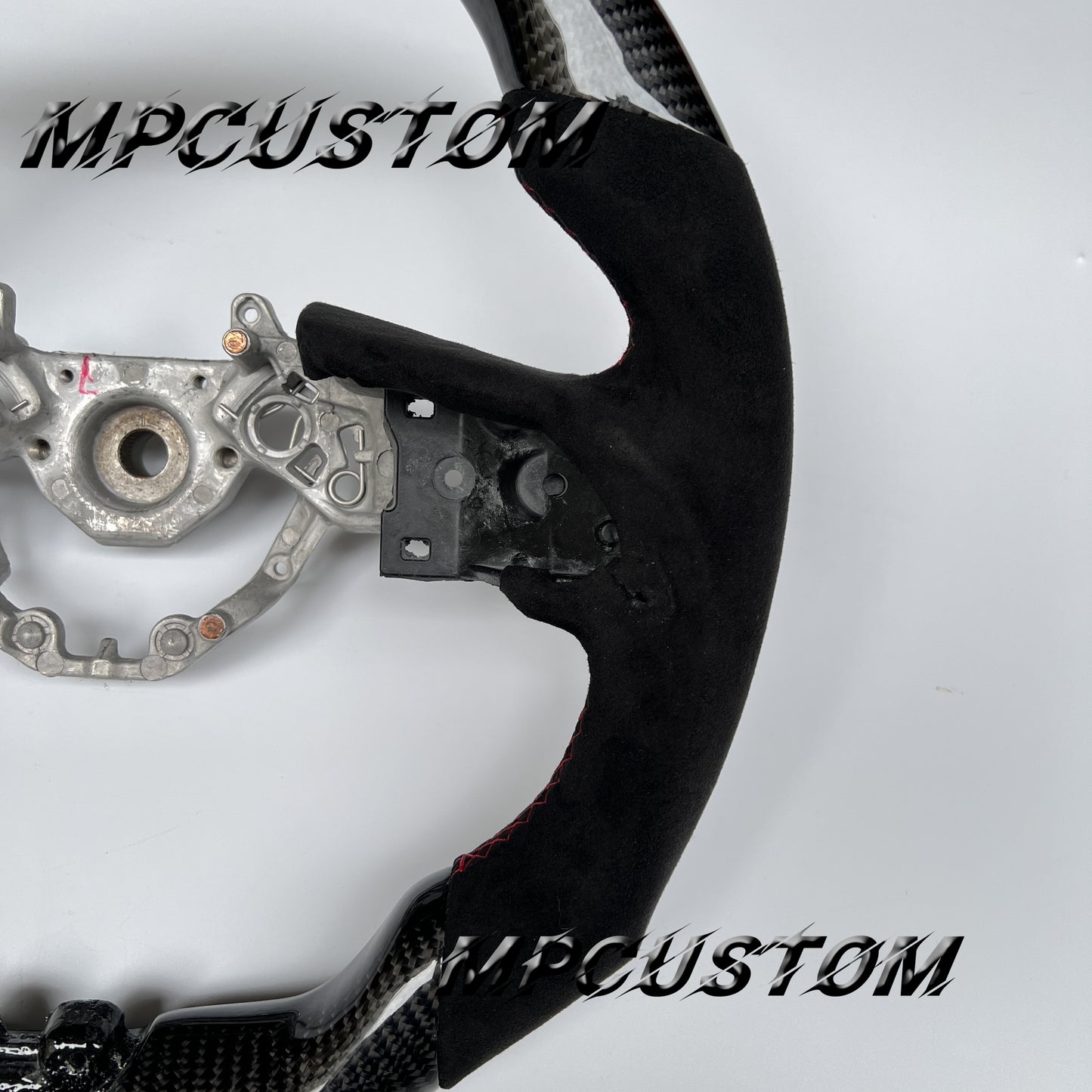 Mpcustom for Nissan GTR R35 2017+ carbon fiber steering wheel flat top and red stripe line