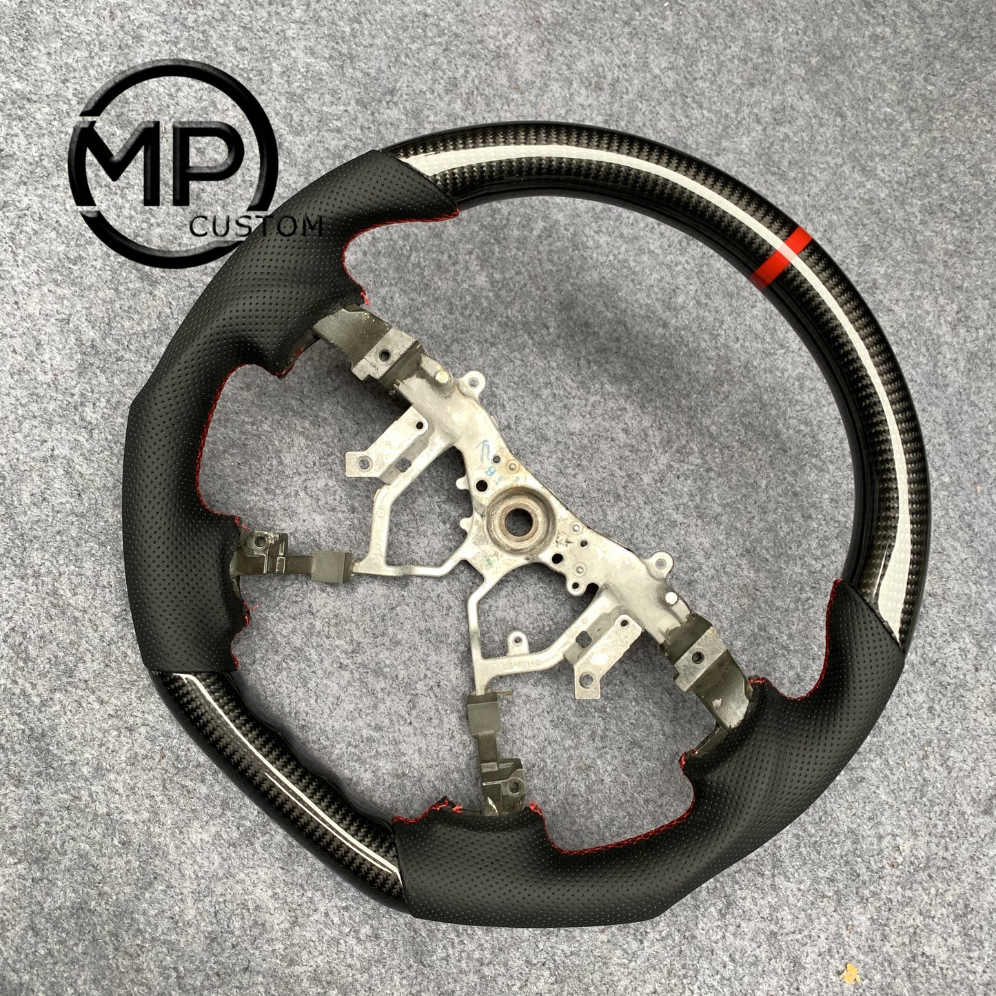 MPCUSTOM Fit For Tundra 2007-2013/Land Cruiser 2008-2012/Sequoia 2008-2013/HiAce 2014-2018 carbon fiber steering wheel black perforated leather red center line