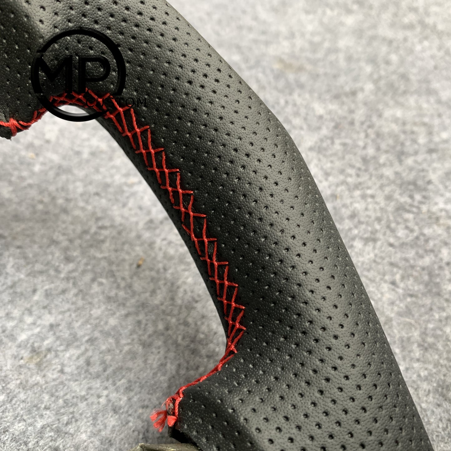 MPCUSTOM Fit For Tundra 2007-2013/Land Cruiser 2008-2012/Sequoia 2008-2013/HiAce 2014-2018 carbon fiber steering wheel black perforated leather red center line