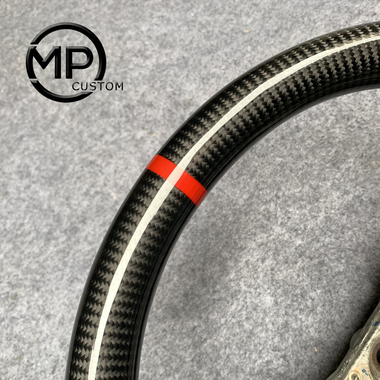 MPCUSTOM Fit For Tundra 2007-2013/Land Cruiser 2008-2012/Sequoia 2008-2013/HiAce 2014-2018 carbon fiber steering wheel black perforated leather red center line