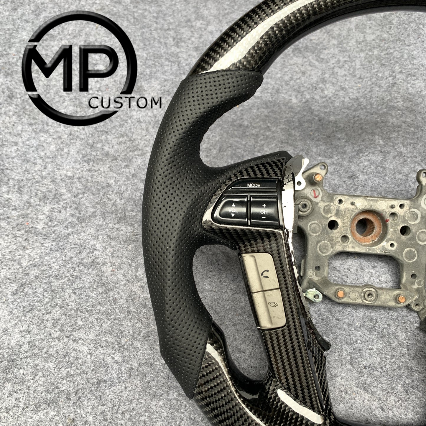 MPCUSTOM Fit For Honda 8th gen Accord/CP1 CP2 CP3/Pilot 2009-2015/Odyssey 2011-2017 carbon fiber steering wheel black perforatara leather