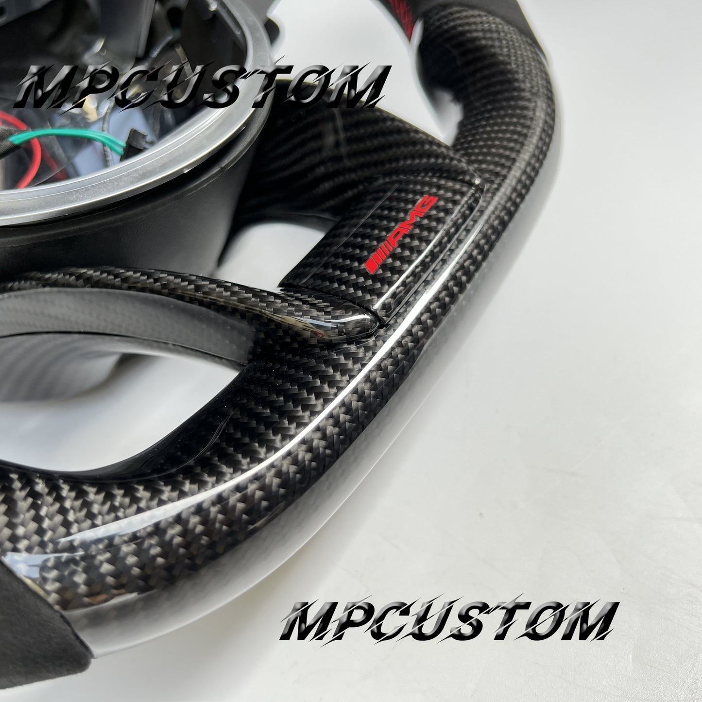 Mpcustom for Mercedes Benz 808AMG /W205 AMG carbon fiber steering wheel round top and red stripe line