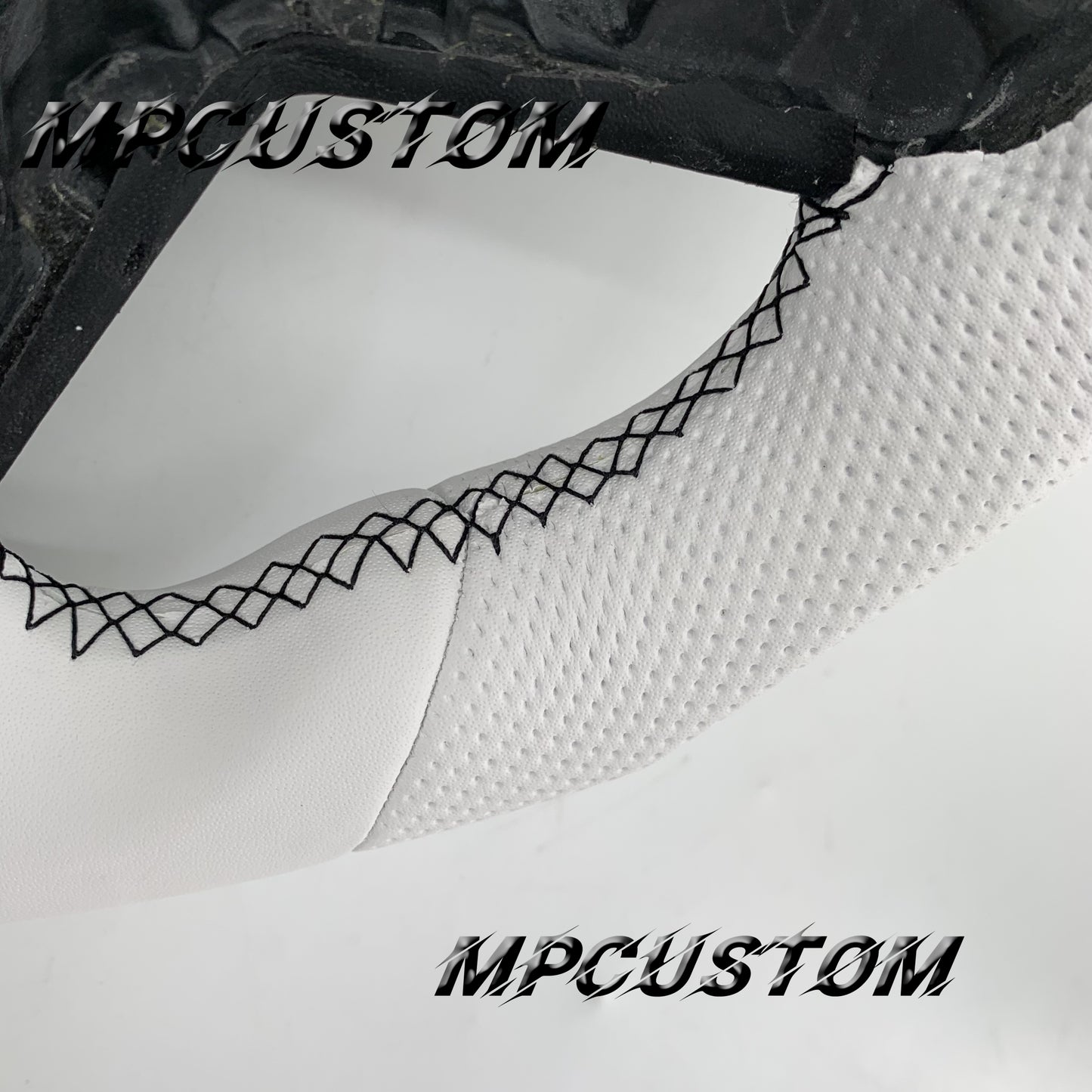 Mpcustom for Toyota Supra 2020 carbon fiber steering wheel round top and white perforated leather