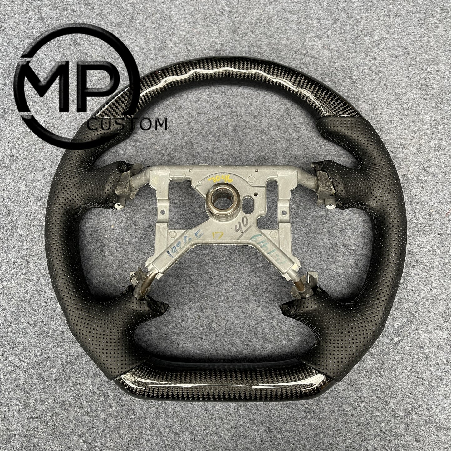 MPCUSTOM Fit For Ford mustang GT 1999-2004 carbon fiber steering wheel black perforated leather