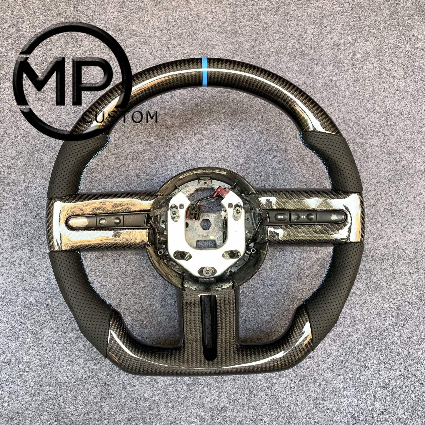 MPCUSTOM Fit For Ford mustang 2005-2009 carbon fiber steering wheel black perforated leather blue center line