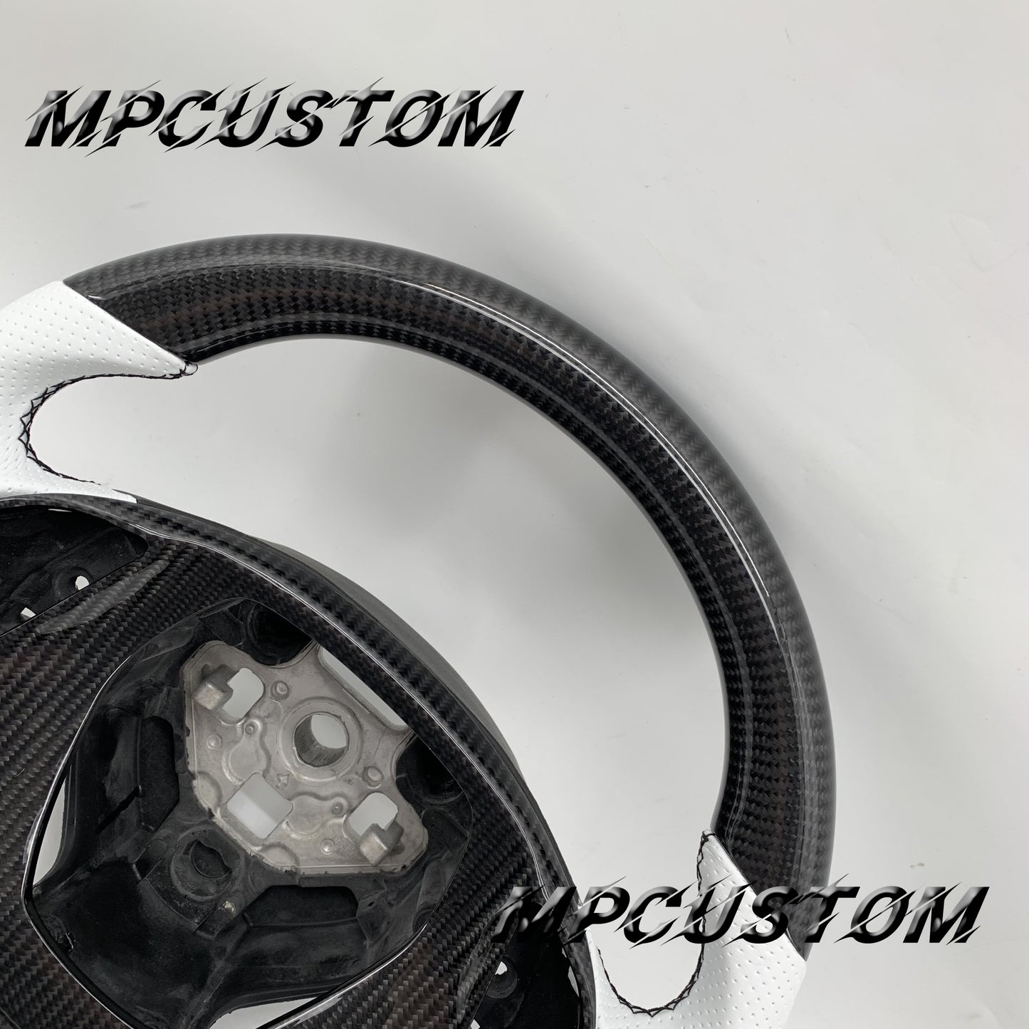 Mpcustom for Chevrolet Corvette C8 2020+ carbon fiber steering wheel round top and white perforated leather