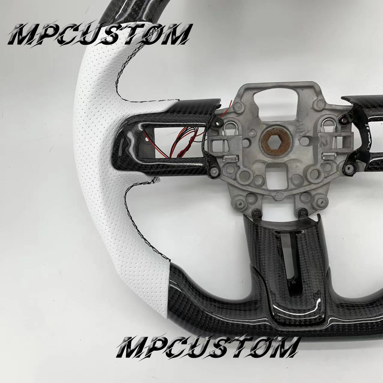 Mpcustom for Ford Mustang 2015-2017 carbon fiber steering wheel gloss and white perforated leather