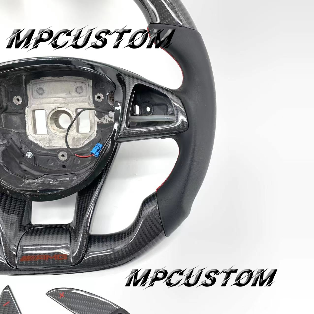Mpcustom for Mercedes Benz 808AMG /W205 AMG carbon fiber steering wheel red stripe line and round top