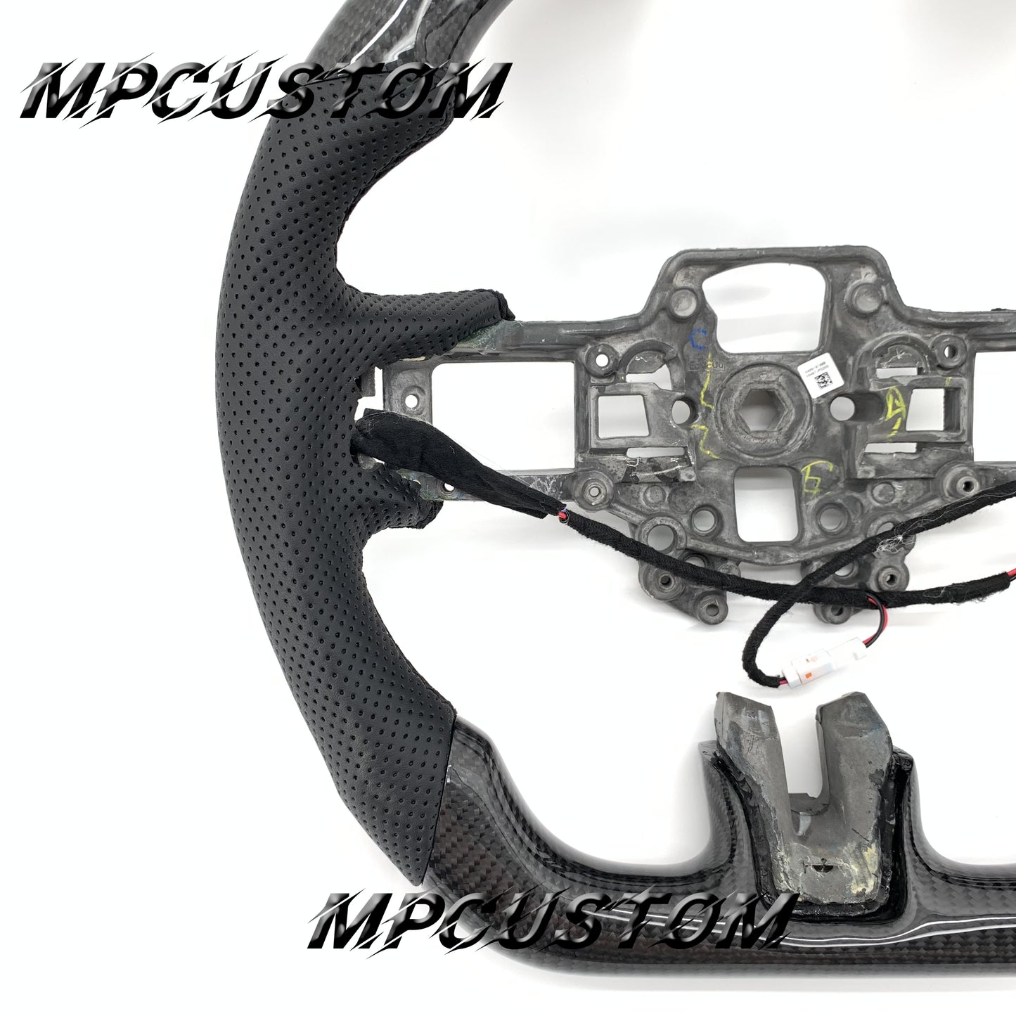 Mpcustom for Ford Mustang 2018-2022 carbon fiber steering wheel gloss and perforated leather