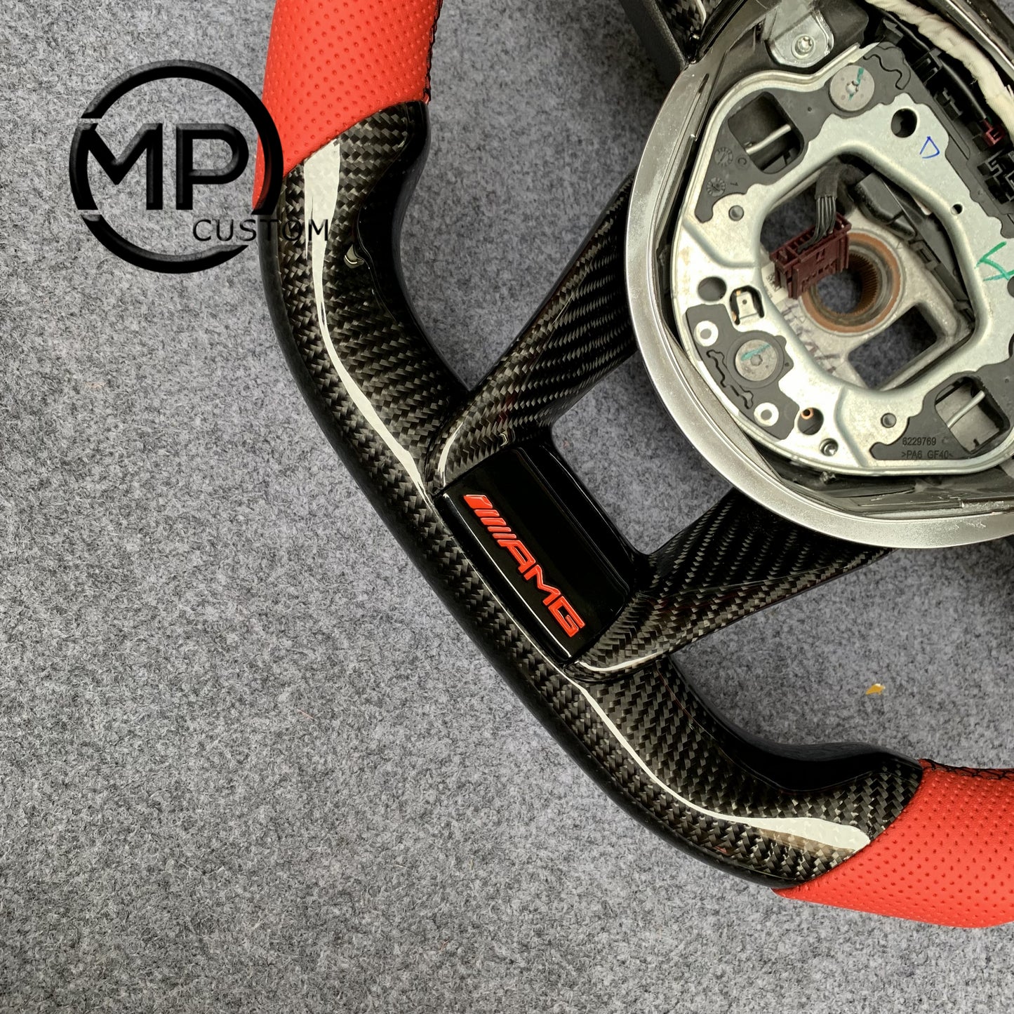 MPCUSTOM Fit For Mercedes Benz AMG 808 W205 GLA45 S63 C43 carbon fiber steering wheel red perforated leather